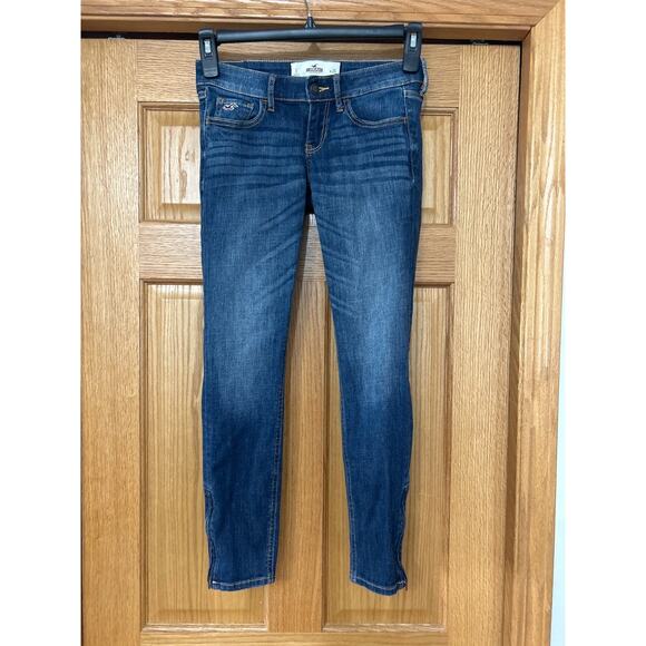 HOLLISTER Jeans W/ Zippers On Ankles Size 3 Waist 26 - Picture 1 of 6